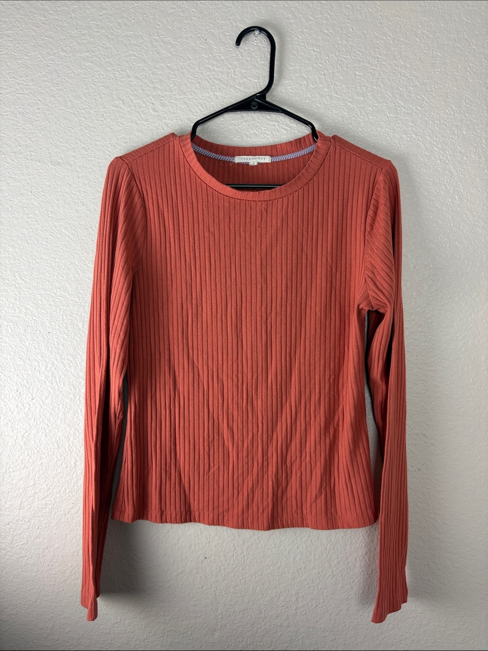 Copper Key Burnt Orange Ribbed Knit long sleeve Shirt (L)